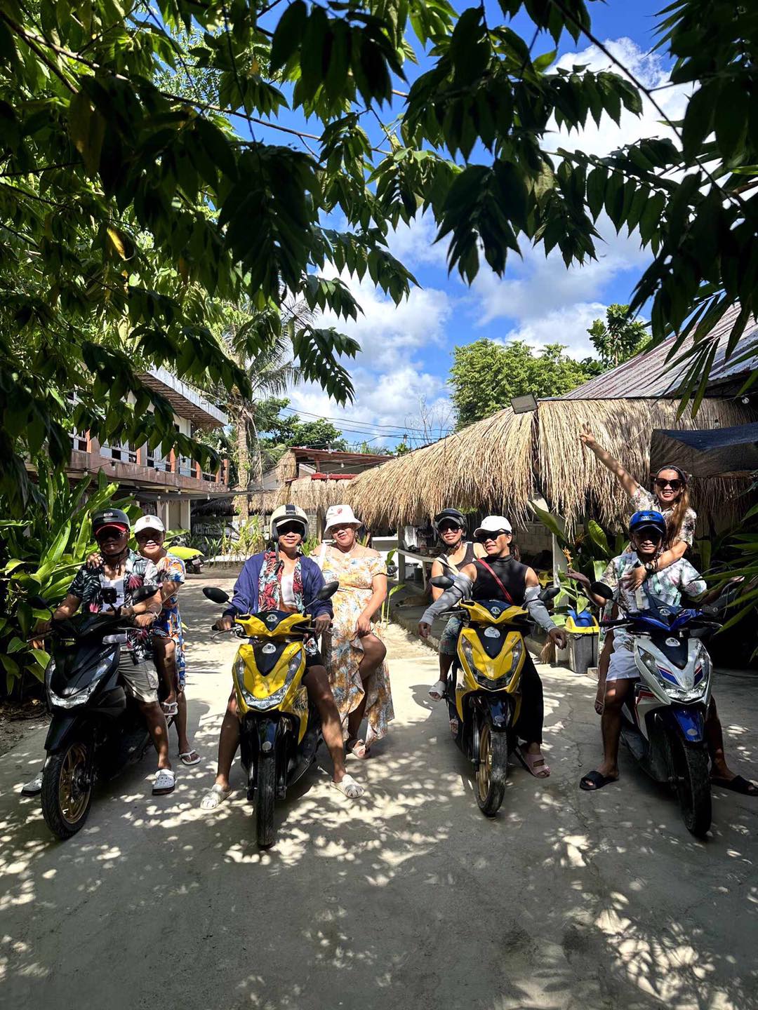 Motor rental photo 1